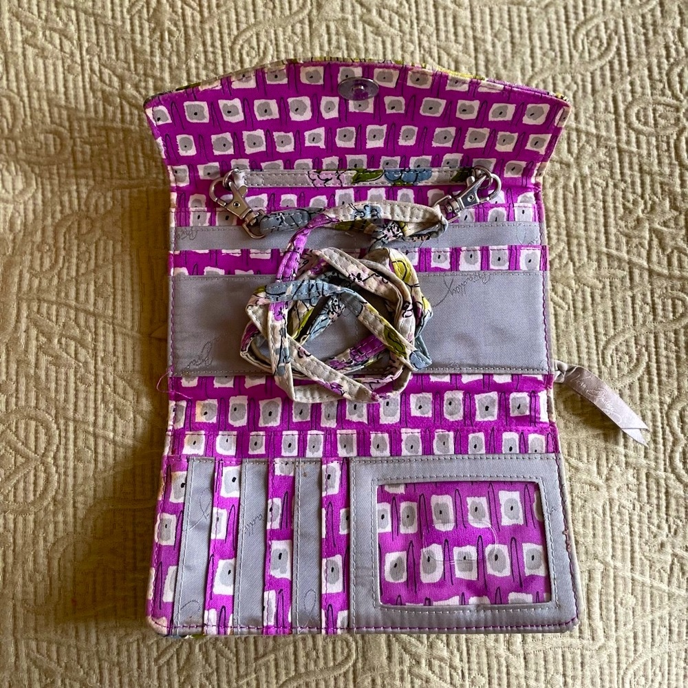 Vera Bradley: crossbody wallet